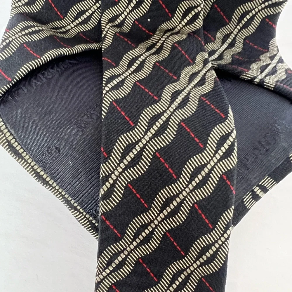 Giorgio Armani Cravette 100% Silk Classic Tie